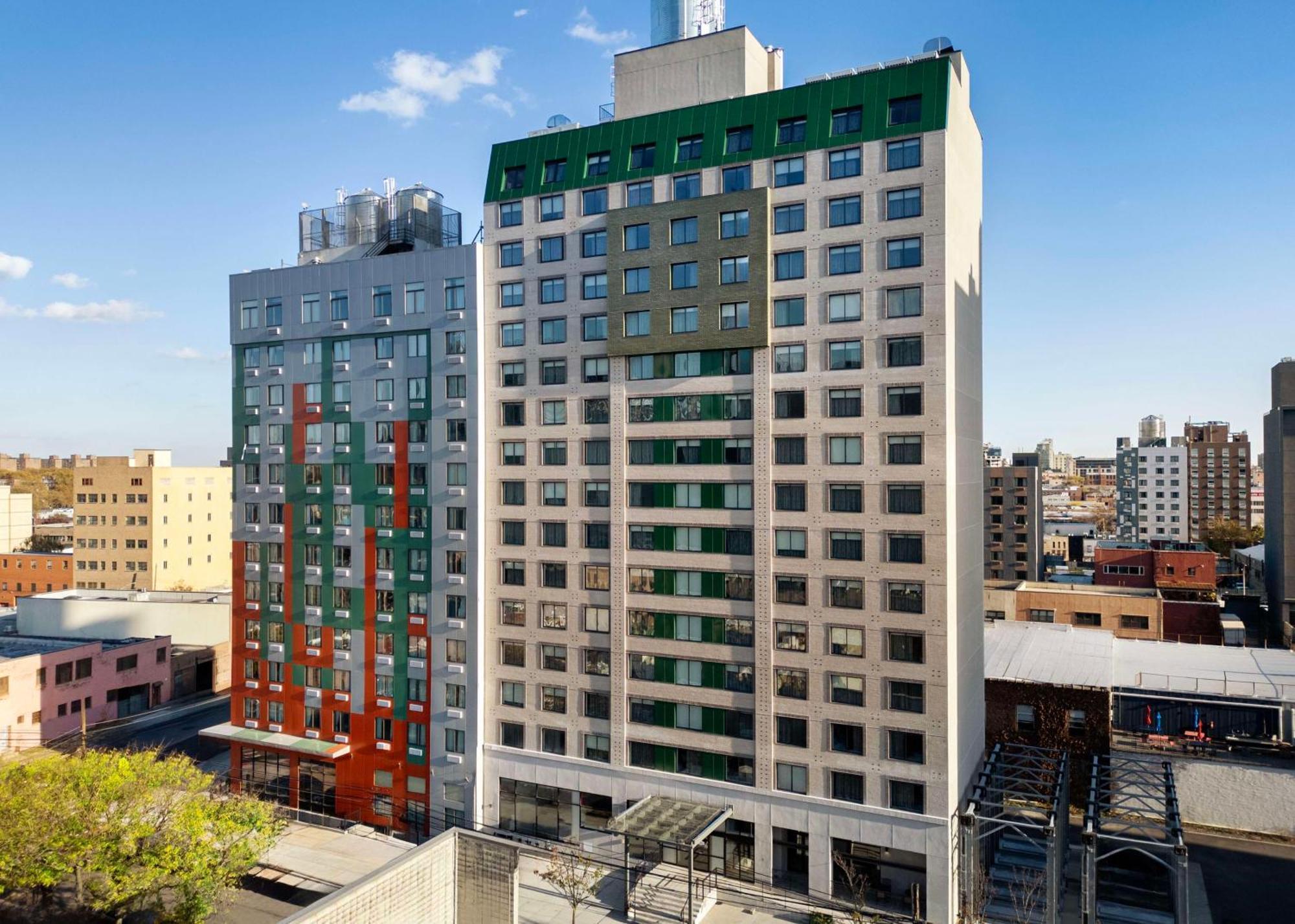 Doubletree By Hilton Long Island City, Ny New York Exterior foto