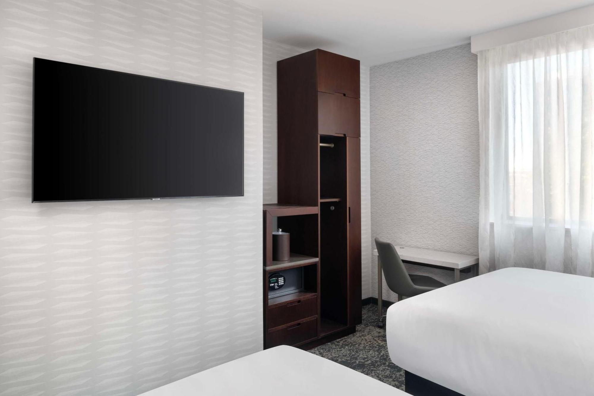 Doubletree By Hilton Long Island City, Ny New York Exterior foto