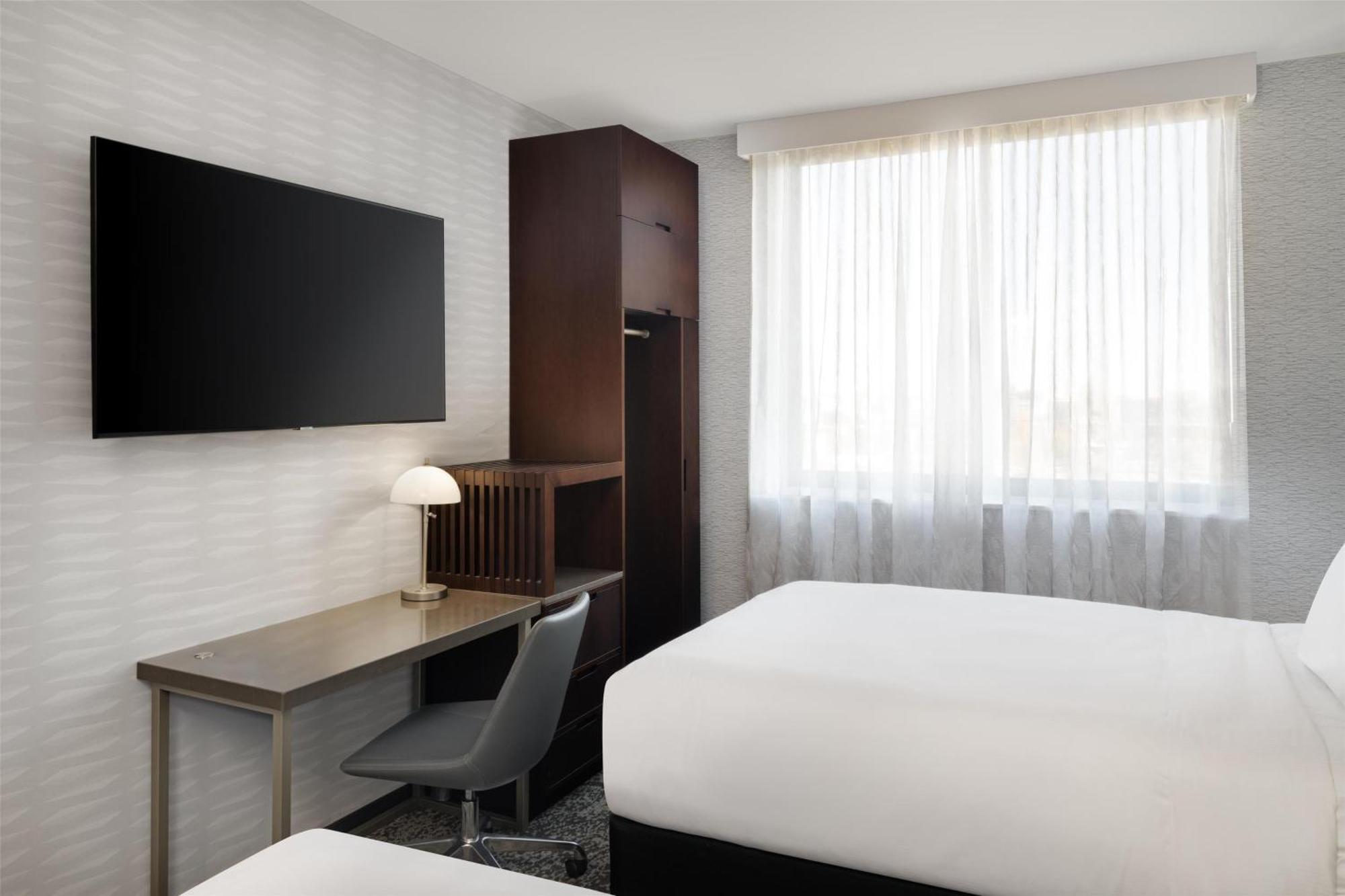 Doubletree By Hilton Long Island City, Ny New York Exterior foto